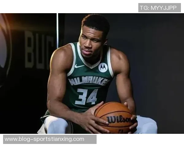 字母哥场均禁区得分233创历史新高超越奥尼尔成传奇